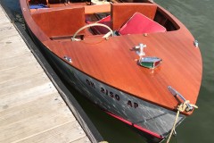 Jerry's Chris Craft kit boat and '58 Evinrude Fastwin 18