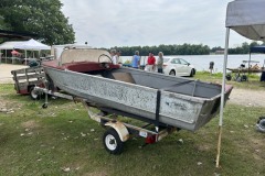 Arkansas Traveler barn find - nice boat