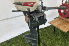 1958 Firestone 5 - note the Knot-O-Meter