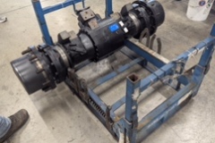 Fork lift drive axel